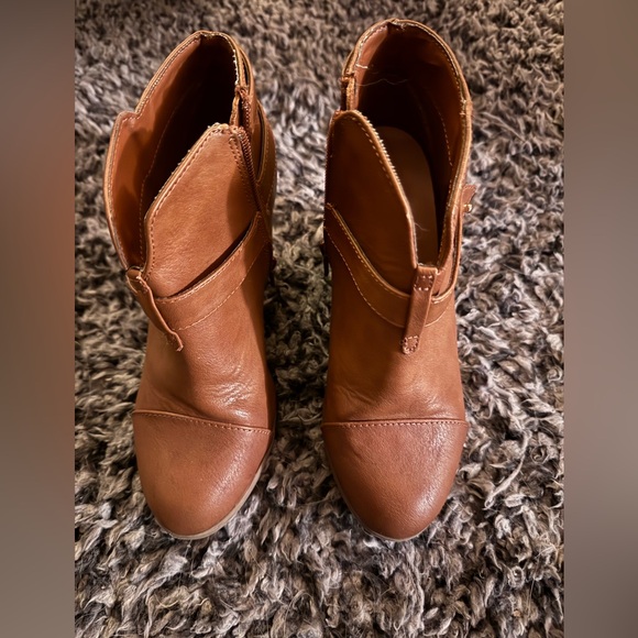 🤠LC LAUREN CONRAD COGNAC SIZE 7 ZIP UP CHUNKY HEEL BOOTIES WESTERN BOOTS 🤠 - Picture 2 of 7